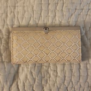 Bebe Clutch